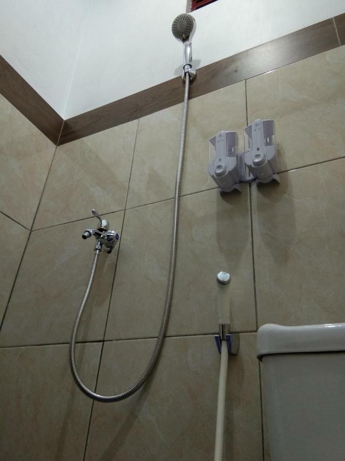 Safsia Homestay Toyapakeh Exterior photo
