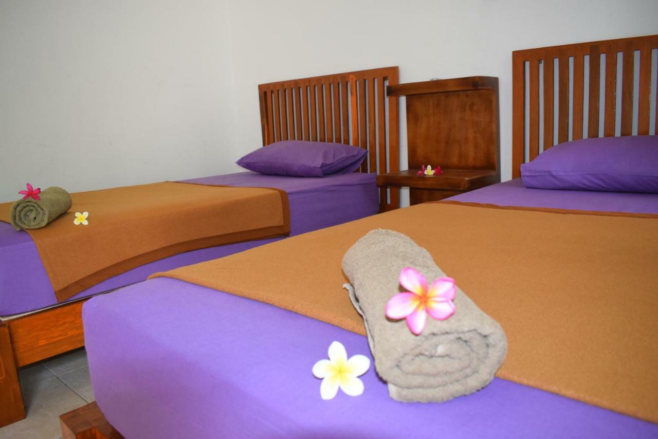 Safsia Homestay Toyapakeh Exterior photo