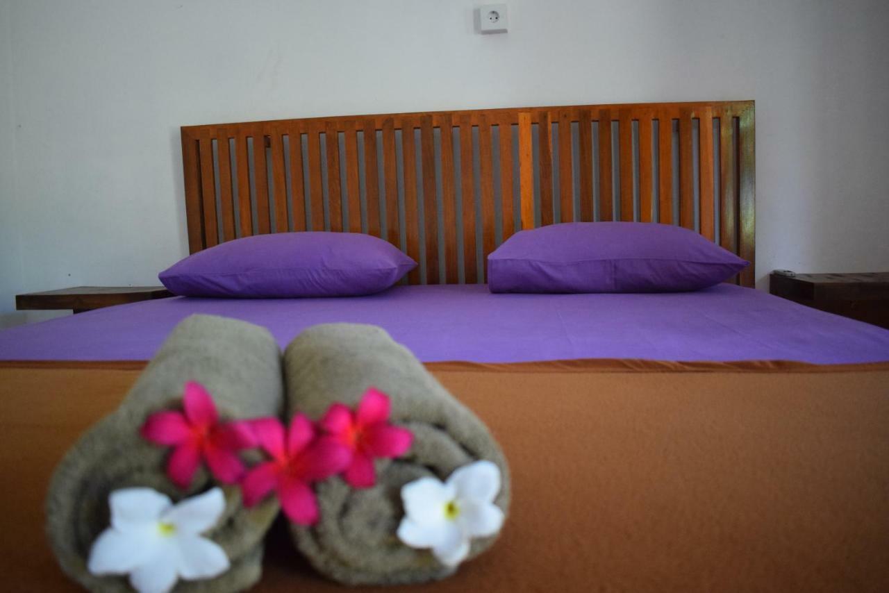 Safsia Homestay Toyapakeh Exterior photo