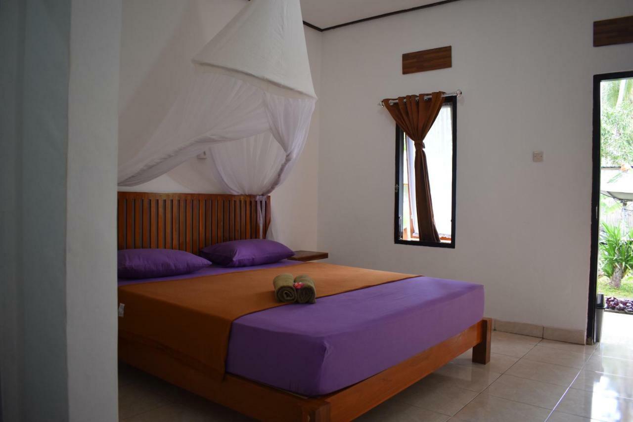 Safsia Homestay Toyapakeh Exterior photo